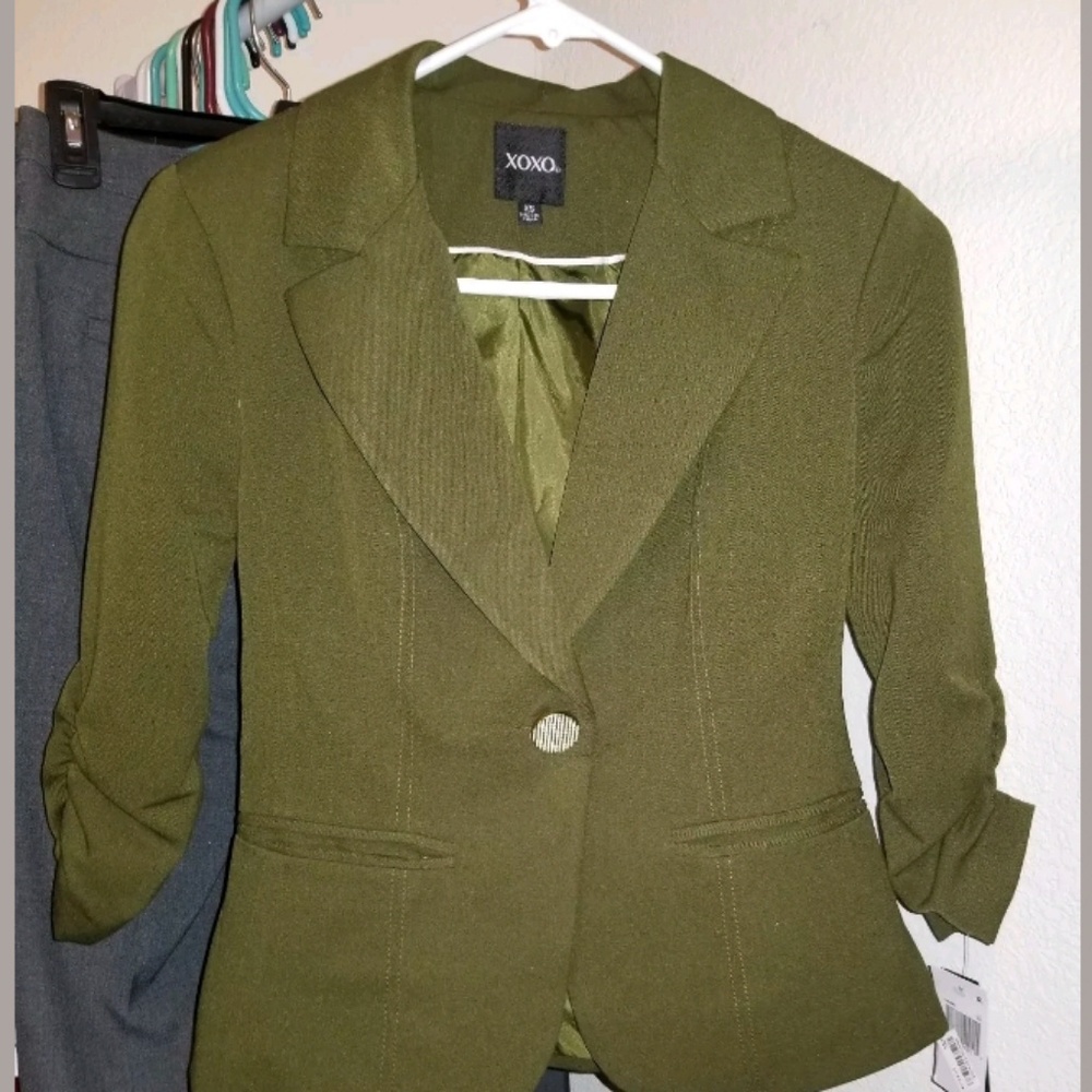 Olive green ruched sleeve blazer